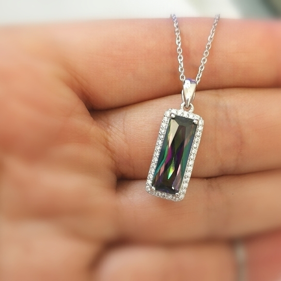 Mystic Topaz Halo pendant necklace in Sterling Silver 🆕 - Picture 9 of 9
